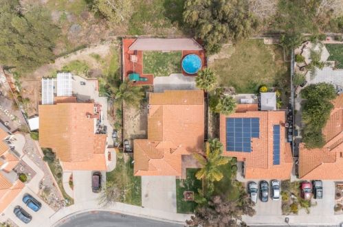 39918 Amberley Cir, Temecula CA 92591-7010 exterior