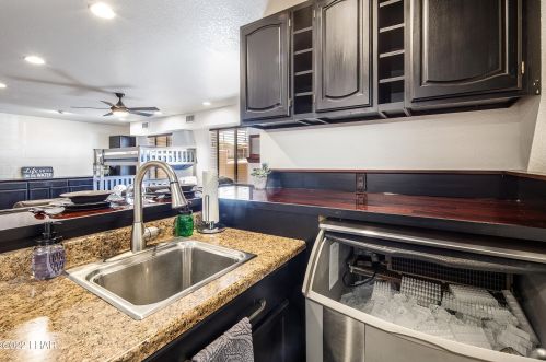 3055 Mcculloch Blvd, Lake Havasu City AZ  86403-5429 exterior