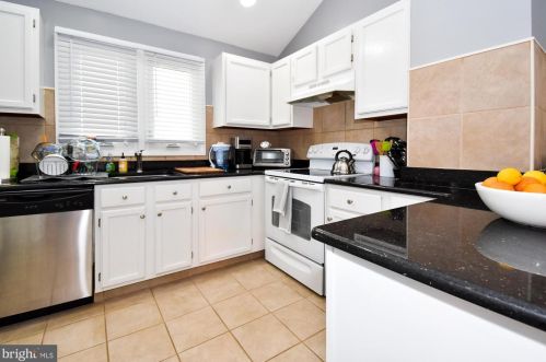 9417 Winchester Ave, Atlantic City NJ  08402-1045 exterior