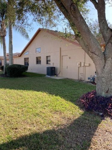 9324 Creek Side Ct, Port Richey, FL 34669-1891