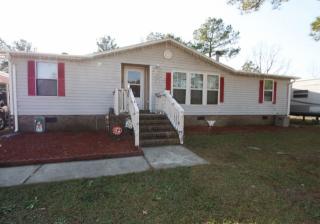 305 Mcdougald Dr, Raeford, NC 28376-9125