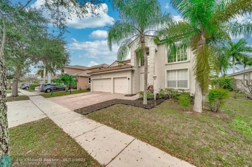 13805 11th St, Hollywood, FL 33028-2345