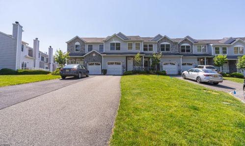 364 Summerhill Dr, Greystone Park, NJ 07950-1178