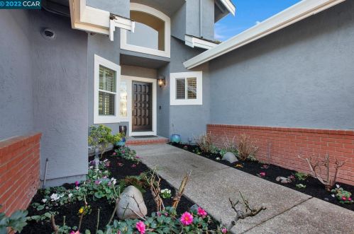 784 Tunbridge Rd, Danville, CA 94526-4338