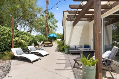 80752 Via Puerta Azul, La Quinta CA  92253-7777 exterior