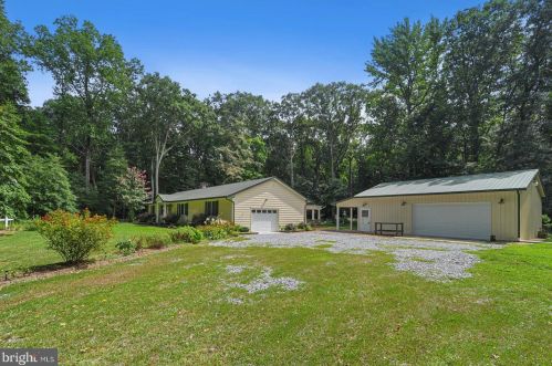 1860 Layton Corners Rd, Harrington, DE 19952-4805