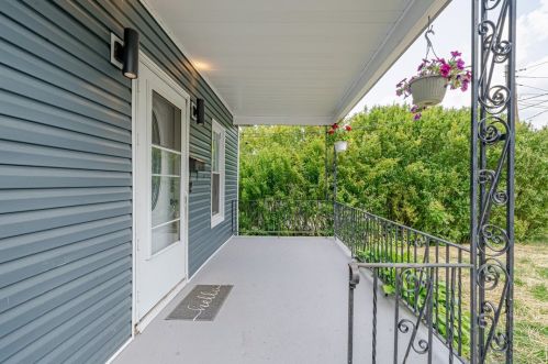 123 Lewis St, Ambridge, PA 15003-1244