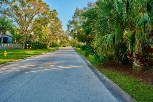1420 39th Ave, Vero Beach, FL 32960-2787