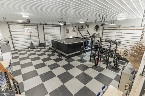 125 Commissioners Pike, Pilesgrove NJ 08098-2033 exterior