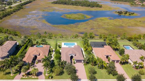 7655 Maywood Crest Dr, West Palm Beach, FL 33412-2474