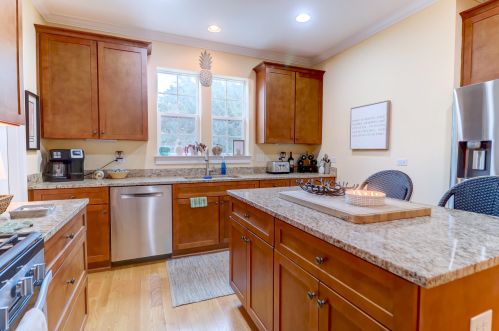 116 Slipper Shell Ct, Mount Pleasant SC  29464-6724 exterior