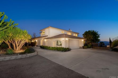 2714 Via Chinarros, Alpine, CA 91901-3163