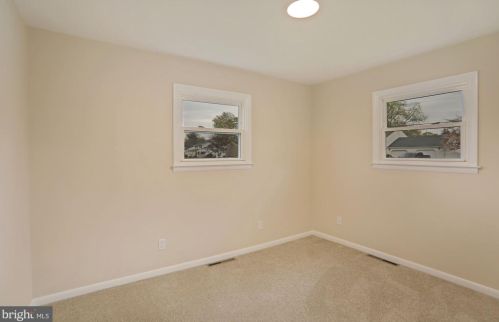 237 Grand Ave, Blenheim NJ  08012-3843 exterior