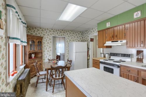 101 Rosanna St, Hummelstown PA  17036-1519 exterior