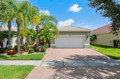 15819 Aurora Lake Cir, Wimauma, FL 33598-4031