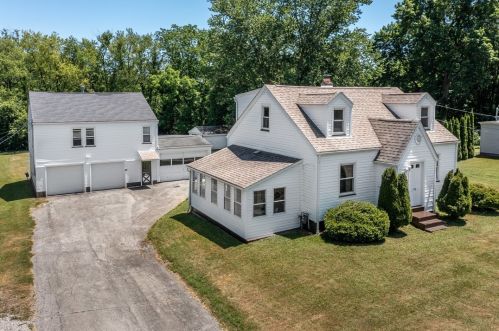 176 Dutch Ln, Hermitage, PA 16148-2742
