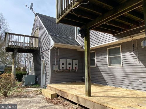 104 Broad Creek Rd, Laurel DE  19956-1124 exterior