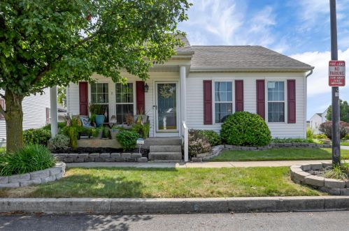 4415 Alameda Dr, Darbydale, OH 43123-8427