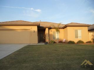 6910 Normandy Rose Ave, Bakersfield, CA 93308-7416