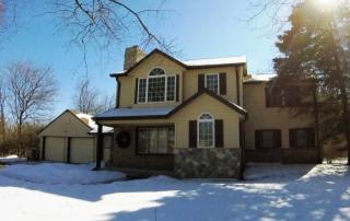 10137 Calumet Rd, Milwaukee, WI 53224-3205