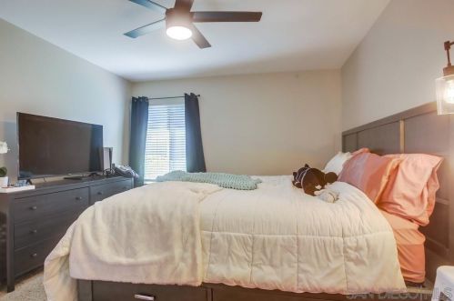 3571 Guava Way, Oceanside CA 92058-1667 exterior