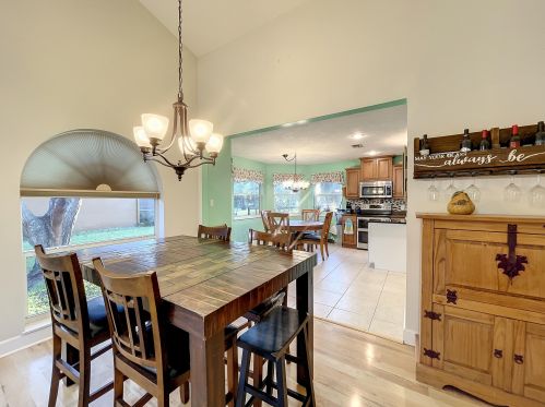 1726 Berkshire Blvd, Fort Pierce FL 34952-7112 exterior