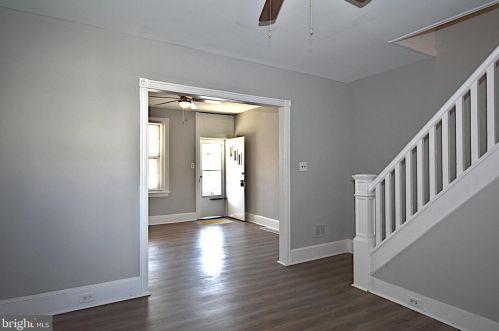 6716 Marsden St, Philadelphia PA 19135-2226 exterior