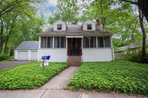 64 Tyler St, Bloomfield, CT 06002-3135