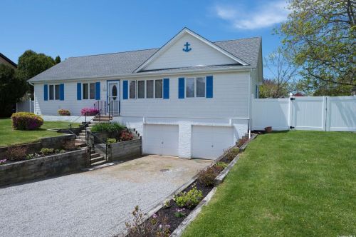 145 Budds Pond Rd, Southold NY  11971-1449 exterior