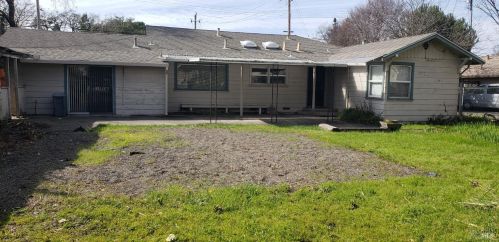 530 Hendley St, Santa Rosa CA  95404-5071 exterior