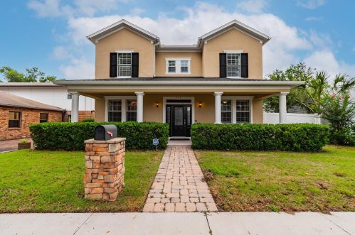 717 Langston Ct, Orlando, FL 32804-6221