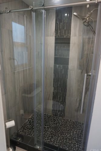 27067 Alabastro Dr, Santa Clarita CA  91354-2215 exterior