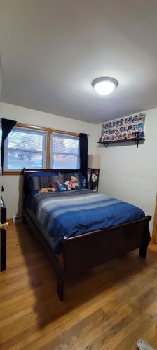 3573 92, Milwaukee WI 53228-1543 exterior