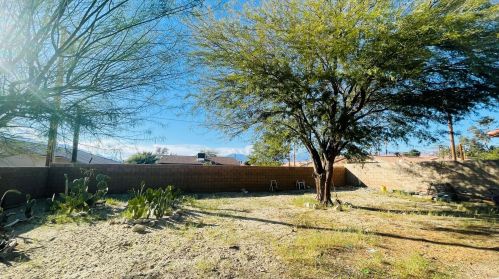 13695 Nahum Dr, Desert Hot Springs CA  92240-6019 exterior