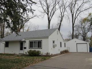 5216 34th Pl, Minneapolis, MN 55422-2818