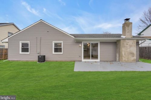 38 Parish Ln, Willingboro NJ  08046-2708 exterior