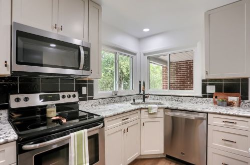 499 Harpers Ferry Rd, Beaver Falls PA  15010-6939 exterior