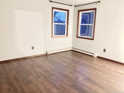 185 Shell St, Bridgeport CT  06605-2725 exterior