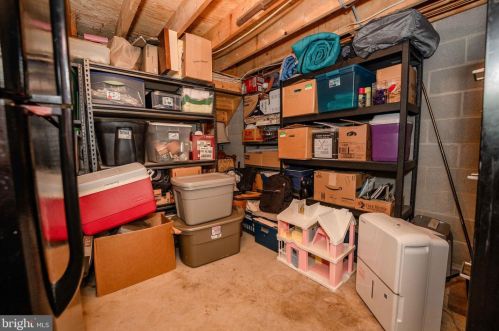 139 Maple Leaf Ln, Pottstown PA 19464-1563 exterior