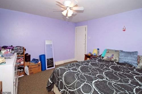 108 Mansfield St, Belvidere NJ  07823-1506 exterior