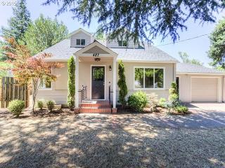 487 Knott St, Barlow, OR 97013-4426
