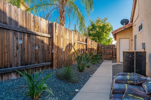 31662 Willow View Pl, Lake Elsinore CA  92532-0401 exterior