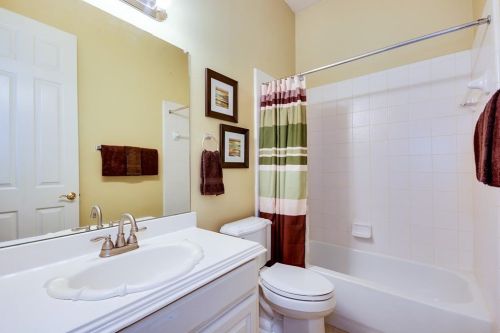 4604 Deer Valley Ln, Richardson TX  75082-3872 exterior