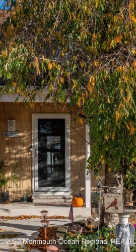 106 Moorage Ave, Berkeley Township NJ  08721-1879 exterior