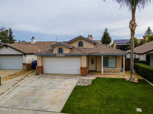3822 Boswellia Dr, Bakersfield, CA 93311-2626