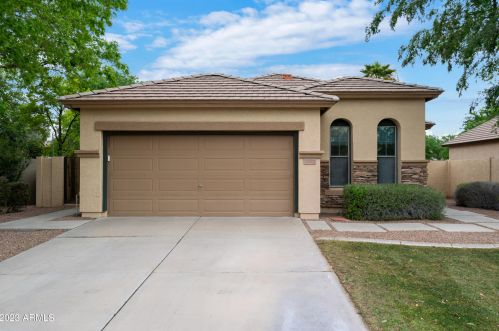 3598 Janelle Way, Gilbert, AZ 85298-8846