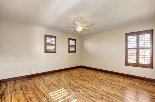 1741 Campos Ave, Woodland CA  95776-5327 exterior