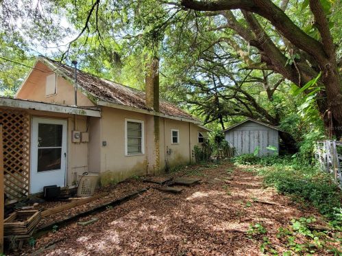 5036 Green Key Rd, New Port Richey, FL 34652-2111