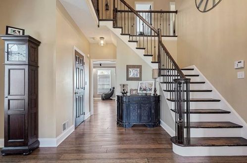 709 Augusta Dr, Bridgeville, PA 15017-3437