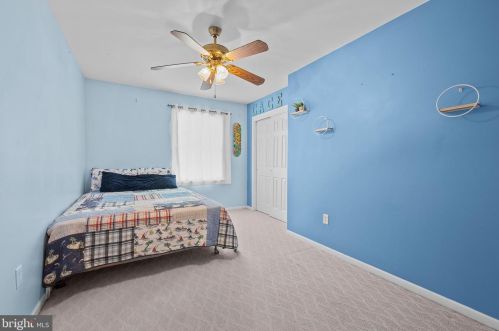 106 Marble House Dr, Bear DE  19701-4028 exterior